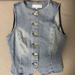 Item thumbnail for item 865b9ae2-21f3-44e9-a0f4-cea8e189635c