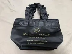 ブランドロゴフリルハンドルトート Sサイズ ブラック