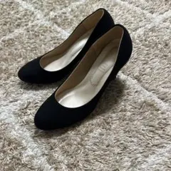 パンプス　黒　ストーン付き　S ヒール