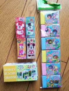 ディズニートミカ バス  消しゴムセット