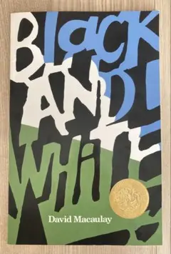 BLACK AND WHITE by David Macaulay 洋書