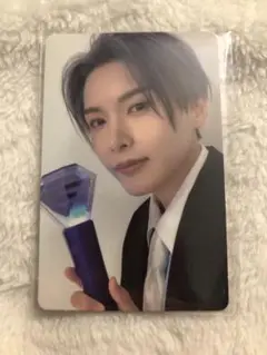 SUPERJUNIOR公式ペンライト　 トレカ　リョウク【即日発送】 2025年最新】リョウク ペンライトの人気アイテム - メルカリ