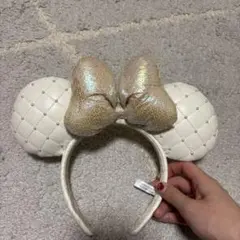 Item thumbnail for item 384c211c-a65c-4f31-898a-ca8efe1327af