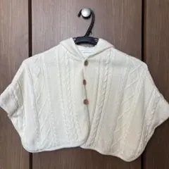 アイボリー ケーブル編み フード付きポンチョ　ミキハウス
