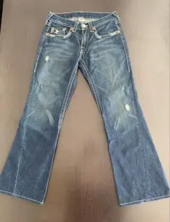 TRUE RELIGION ブーツカットデニム IO着用