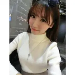 かわいい白ニット☆秋冬 長袖のタートルネック セーター ホワイト M〜L レディ