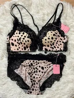 アニマル柄ブラジャーショーツセット
