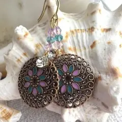 ハンドメイド 花模様 メタルピアス891