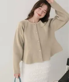 titivate ペプラムデザインニットカーディガン