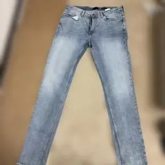 H&M デニムパンツ ライトブルー EUR 30のサムネイル