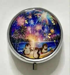 ハンドメイドピルケース(花火大会を楽しむペンギンさん)