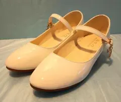 【匿名配送】キッズフォーマルシューズ　サイズ約24cm ヒール3cm