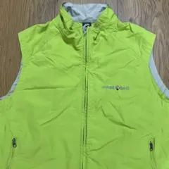 美品　00s mont-bell モンベル　ライムグリーン ベストのサムネイル