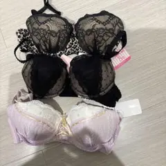 ピーチジョン ブラジャー3点セット 黒・ピンク・ヒョウ柄 32B
