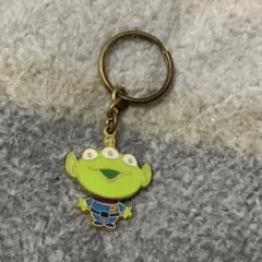 Item thumbnail for item e3ece31c-63f2-427a-8190-956c3dddec97