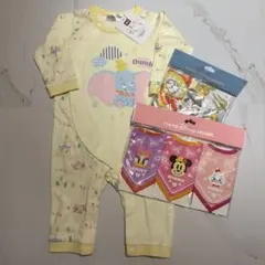 Disneyのロンパースとスタイとガーゼの３点セット