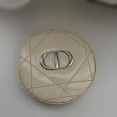 DIOR スキンフォーエヴァークチュールルミナイザー06 コーラルグロウ