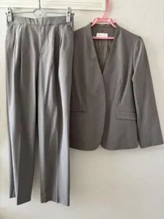 グローバルワーク　グレー パンツスーツセットのサムネイル