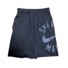 NIKE SWOOSH MADE ショートパンツ L