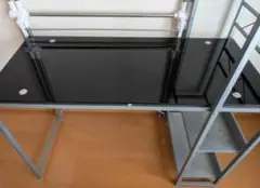 黒いガラス製　パソコンデスク