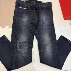 Diesel ダメージ加工 ダークブルーデニムパンツ