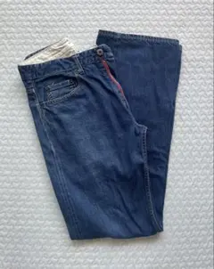 Item thumbnail for item ce32e134-38a6-4ffa-8f09-4136e9a5c542