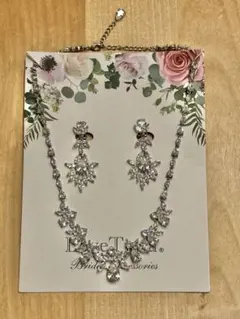 LoveTiara ブライダルアクセサリー　ラブティアラ　ネックレス　イヤリング