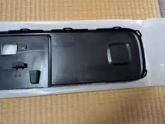 フロントバンパーロアグリル 71152-33F-N0のサムネイル
