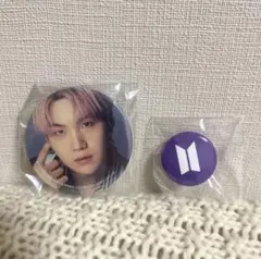 BTS SUGA 缶バッジ 2種セット - メルカリ