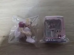 クレヨンしんちゃん　ガチャガチャ2種