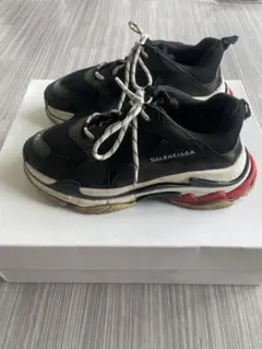 2026年最新】BALENCIAGA バレンシアガ トリプルSトレーナーの人気