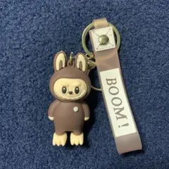 ラブブ　キーホルダー BOOM！