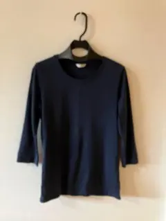 ネイビーの五分袖Tシャツ 100%コットン