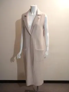 新品◆イルベント＆ラセータ◆優美クリーム！上質バージンウールのロングジレコート