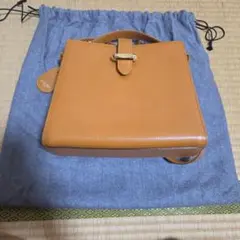 桃*郎様 renoma PARIS ショルダーバッグ キャメルのサムネイル