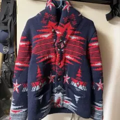 マーブルズ　コンチョボタン　カウチンニット