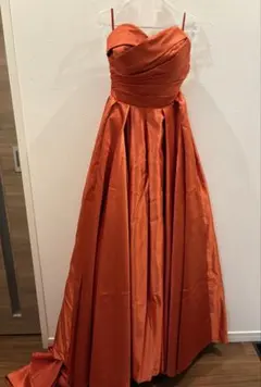 オレンジ テラコッタ Aラインドレス ストラップ・パニエ付き