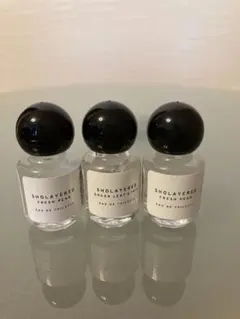 新品　ショーレイヤード　フレッシュペア2本グリーンリーフ&アイリス1本