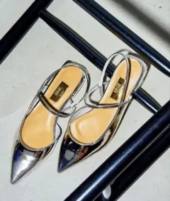 【Le Talon】GRISE ポインテッドストラップスリングバック