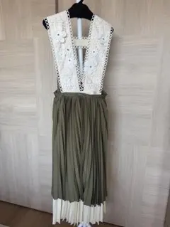 新品Chestyノースリーブ プリーツワンピースのサムネイル