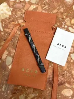 acca アッカ オードリー バレッタ ベージュ - メルカリ