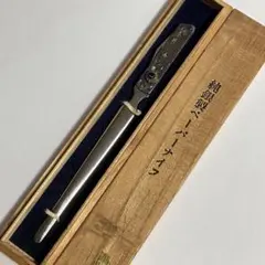 Item thumbnail for item 9b68fed4-432a-4f17-9139-4d2abf36ff4d