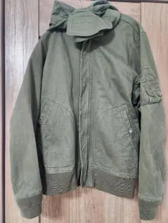 ミリタリースタイル オリーブグリーンジャケット