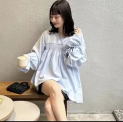 【hinari】 アシメフリルブラウスのサムネイル