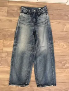 Item thumbnail for item 2cdbf3cd-3f6a-415b-8a7d-18712b8645ef