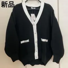 新品　Vネックニットカーディガン　ブラック　パール　タグ付き　長袖