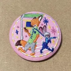 ディズニー　刺繍缶バッジ　ズートピア
