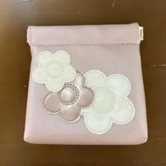 マリークワント花モチーフピンク バネ口マルチポーチ