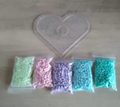 カワダ パーラービーズ アイロンビーズ 　1,000個　ハートプレート付き