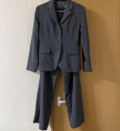 ru 無地パンツスーツ ダークグレー 13号　ワイドパンツ　裾幅25cm股下69